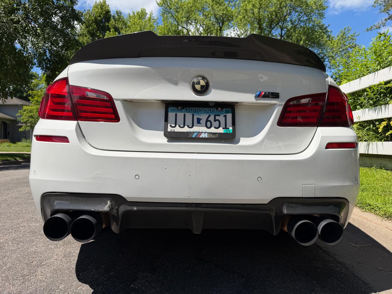 BMW M5 Sedan 2013