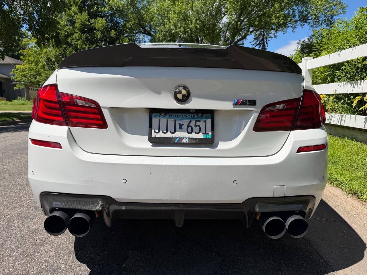 BMW M5 Sedan 2013