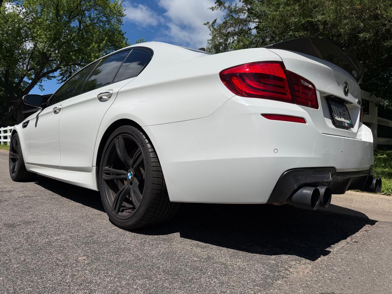 BMW M5 Sedan 2013