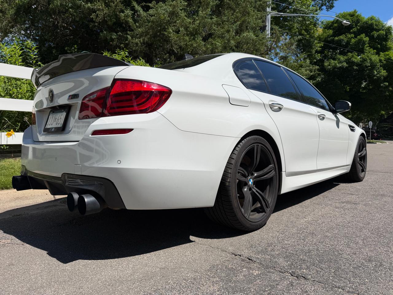 BMW M5 Sedan 2013