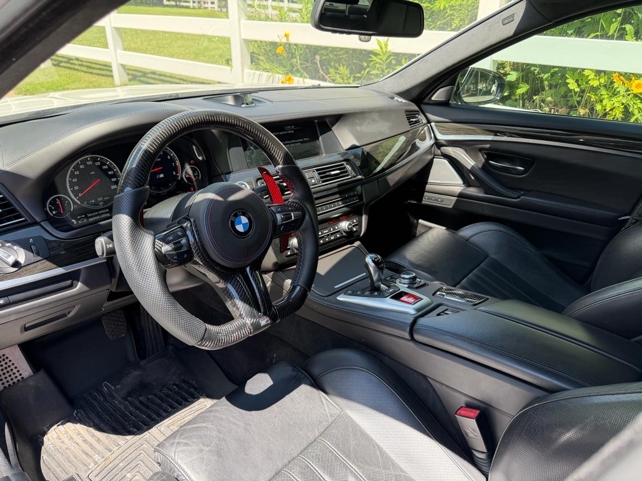 BMW M5 Sedan 2013