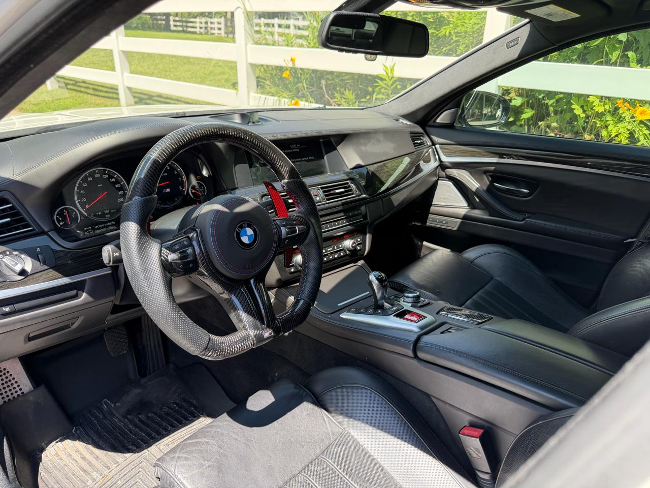 BMW M5 Sedan 2013