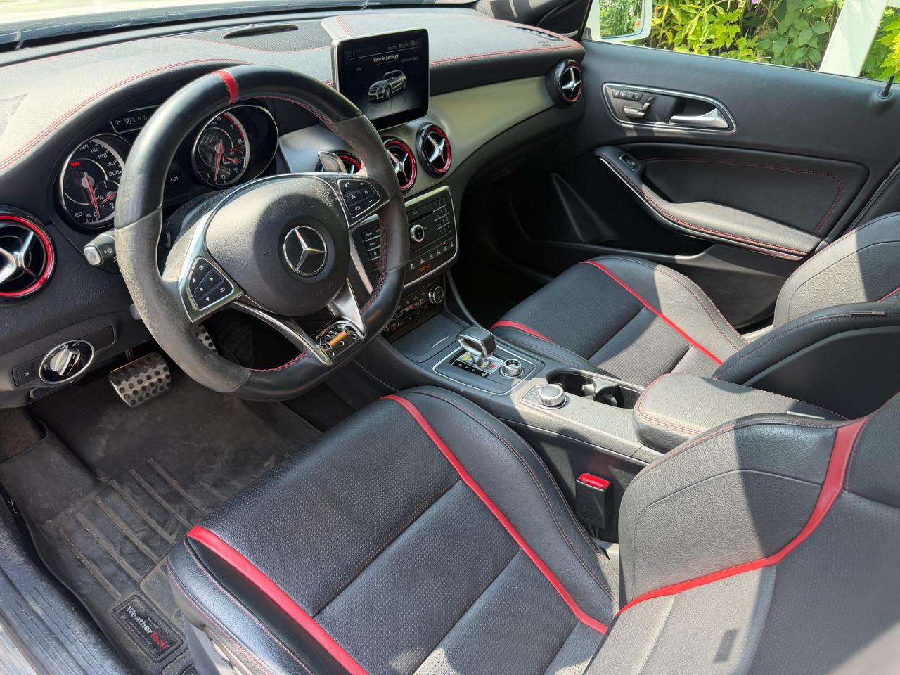 Mercedes-Benz GLA-Class GLA45 AMG 4MATIC 2016