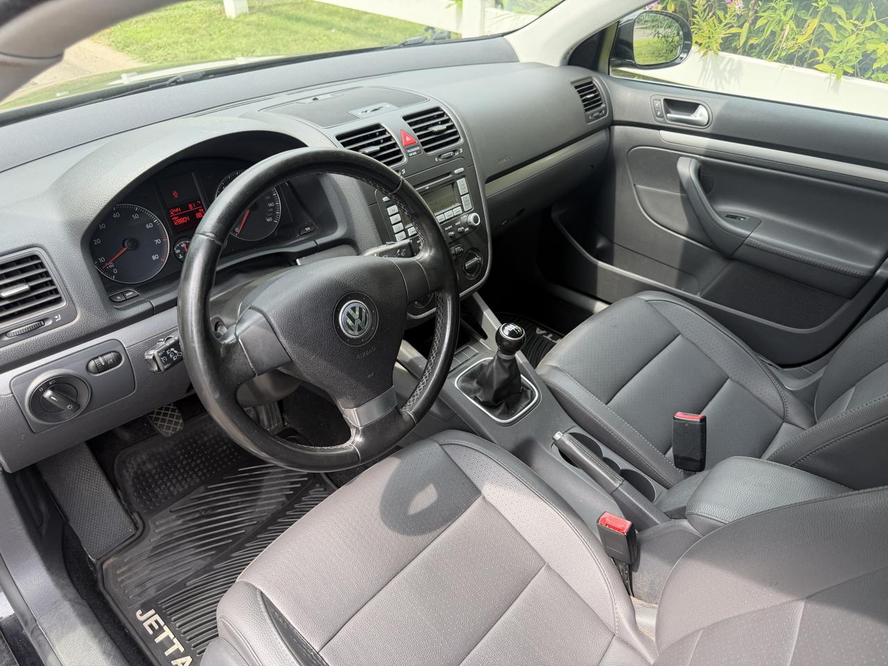 Volkswagen Jetta SE 2008
