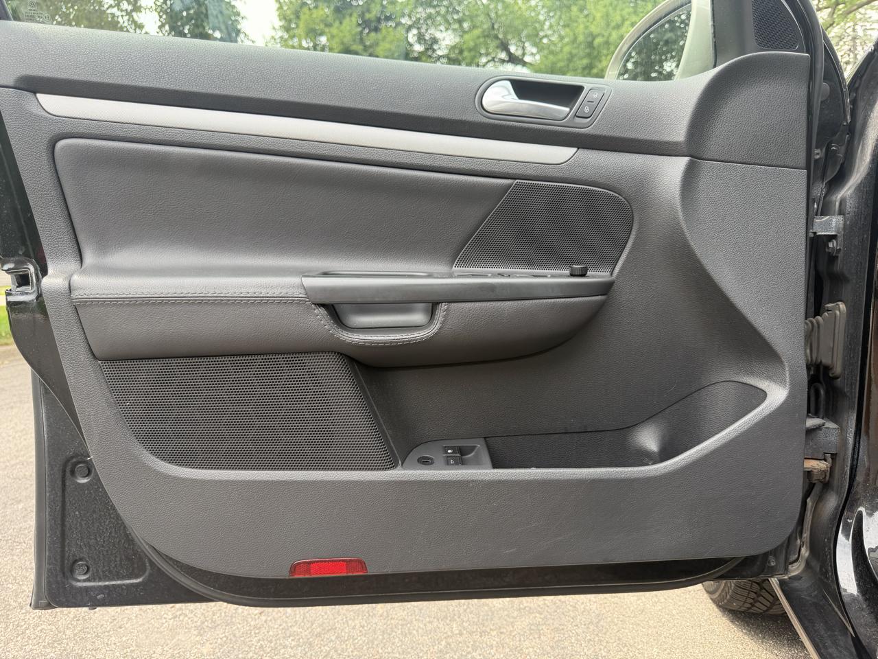 Volkswagen Jetta SE 2008