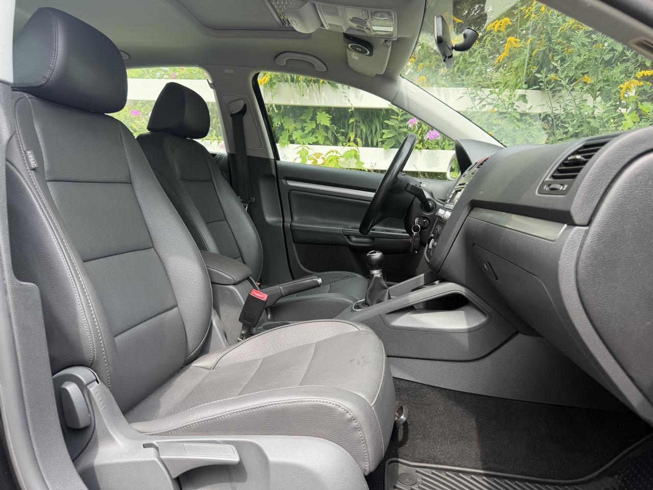 Volkswagen Jetta SE 2008