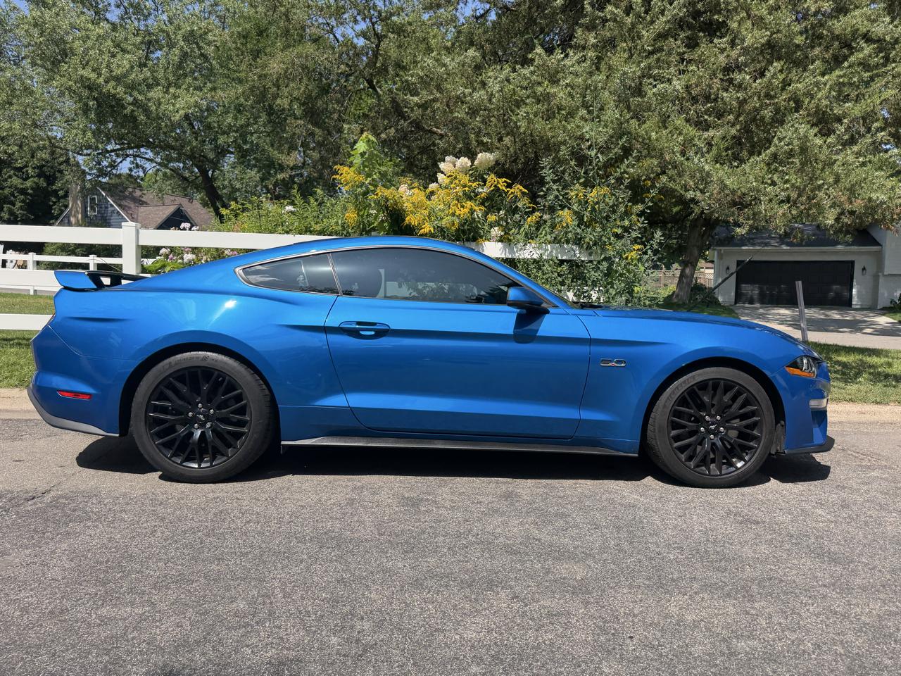 Ford Mustang GT Premium Coupe 2019