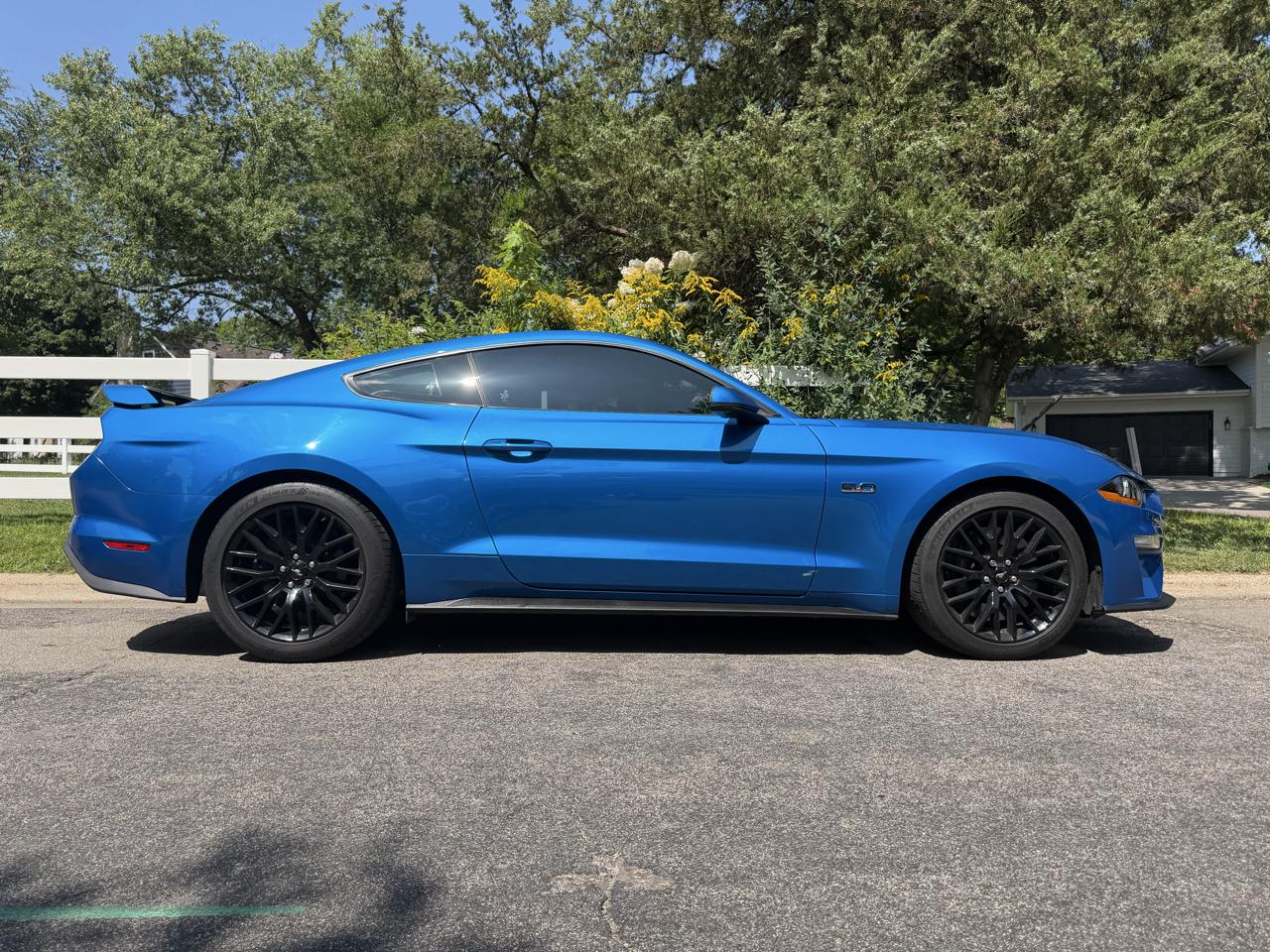 Ford Mustang GT Premium Coupe 2019