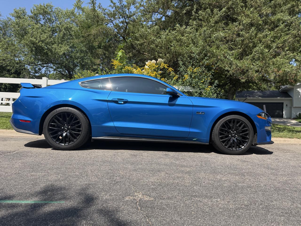 Ford Mustang GT Premium Coupe 2019