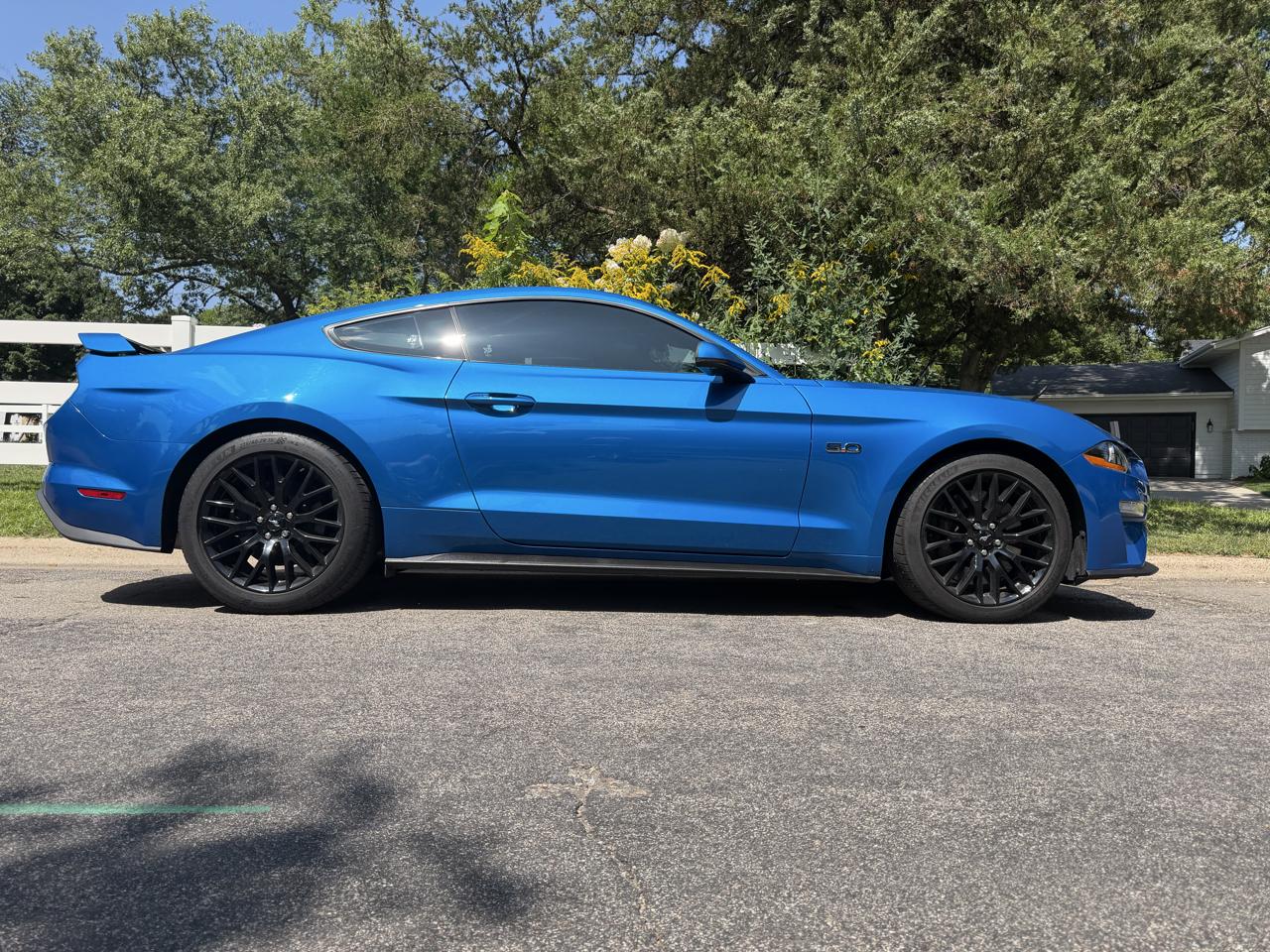 Ford Mustang GT Premium Coupe 2019