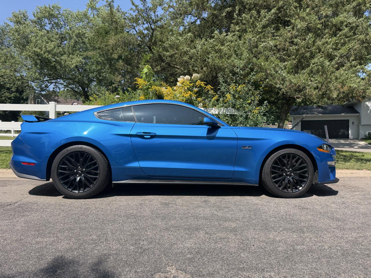 Ford Mustang GT Premium Coupe 2019