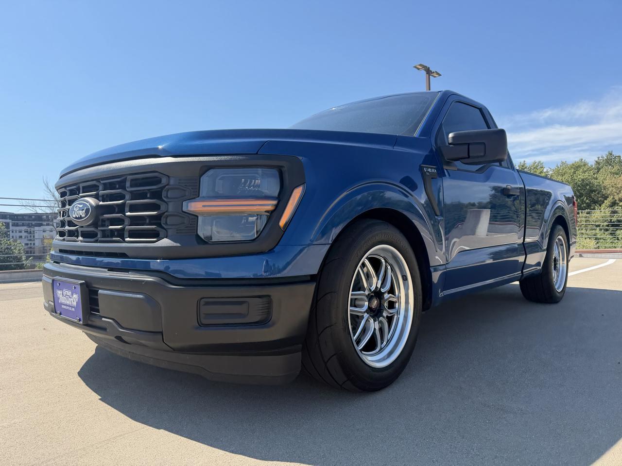 Ford F-150 XL 2WD 2024