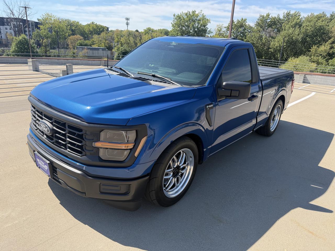 Ford F-150 XL 2WD 2024
