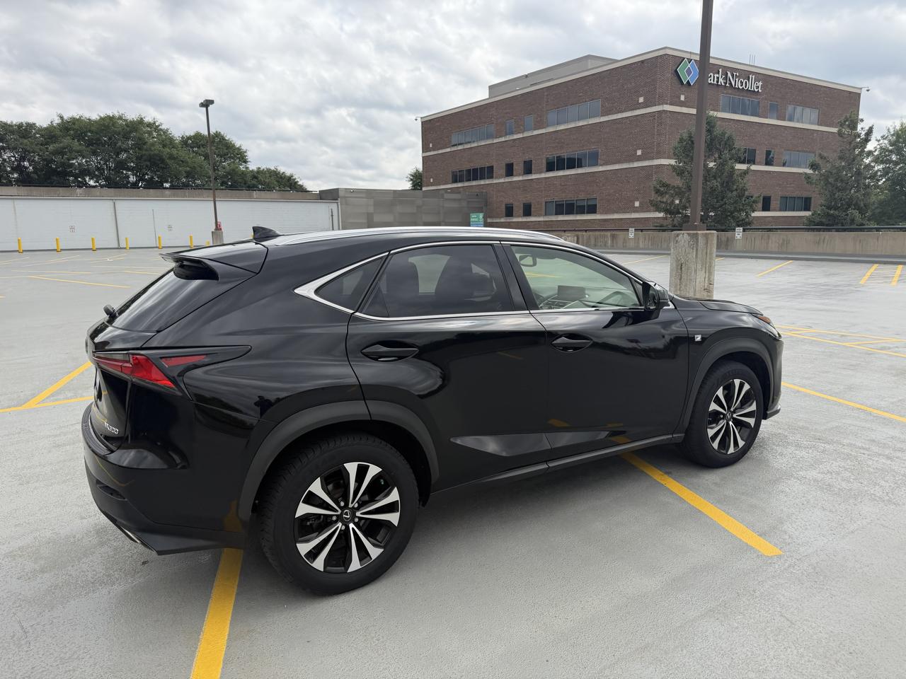 Lexus NX 300 F SPORT AWD 2020