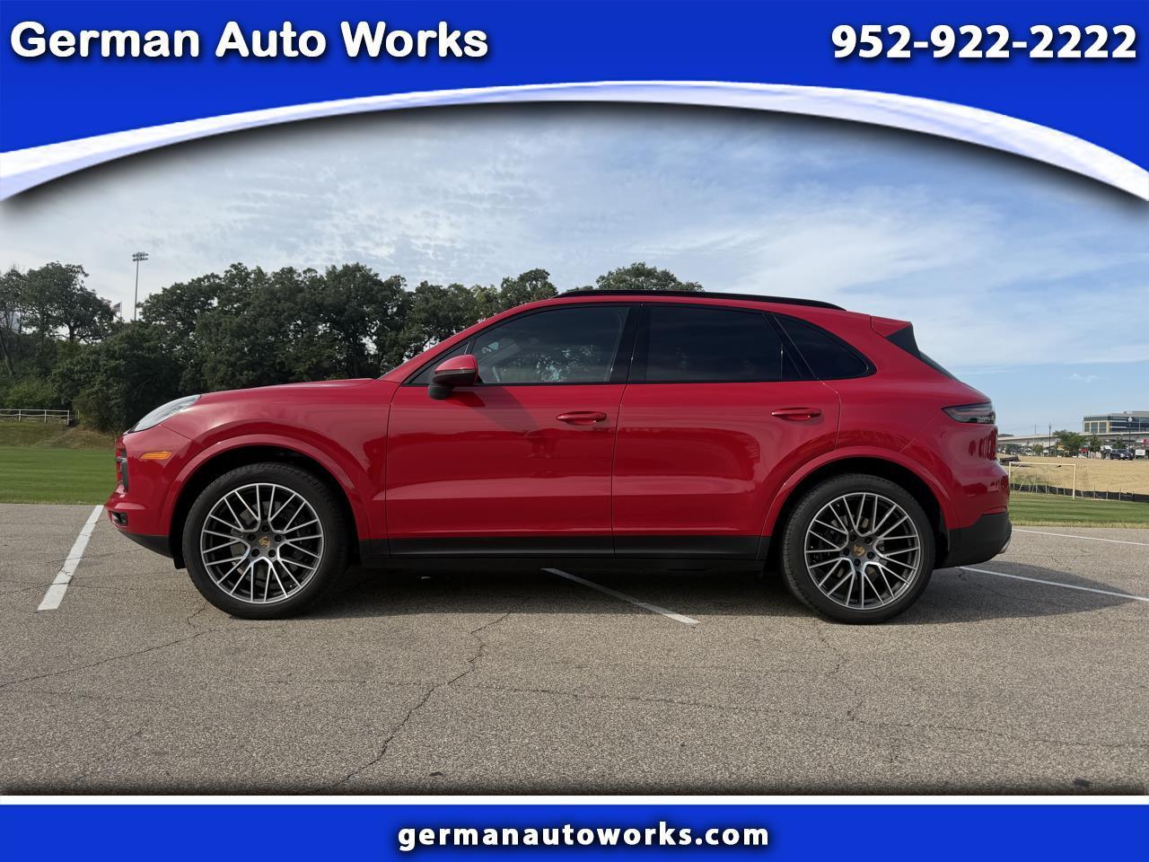 Porsche Cayenne Base 2021