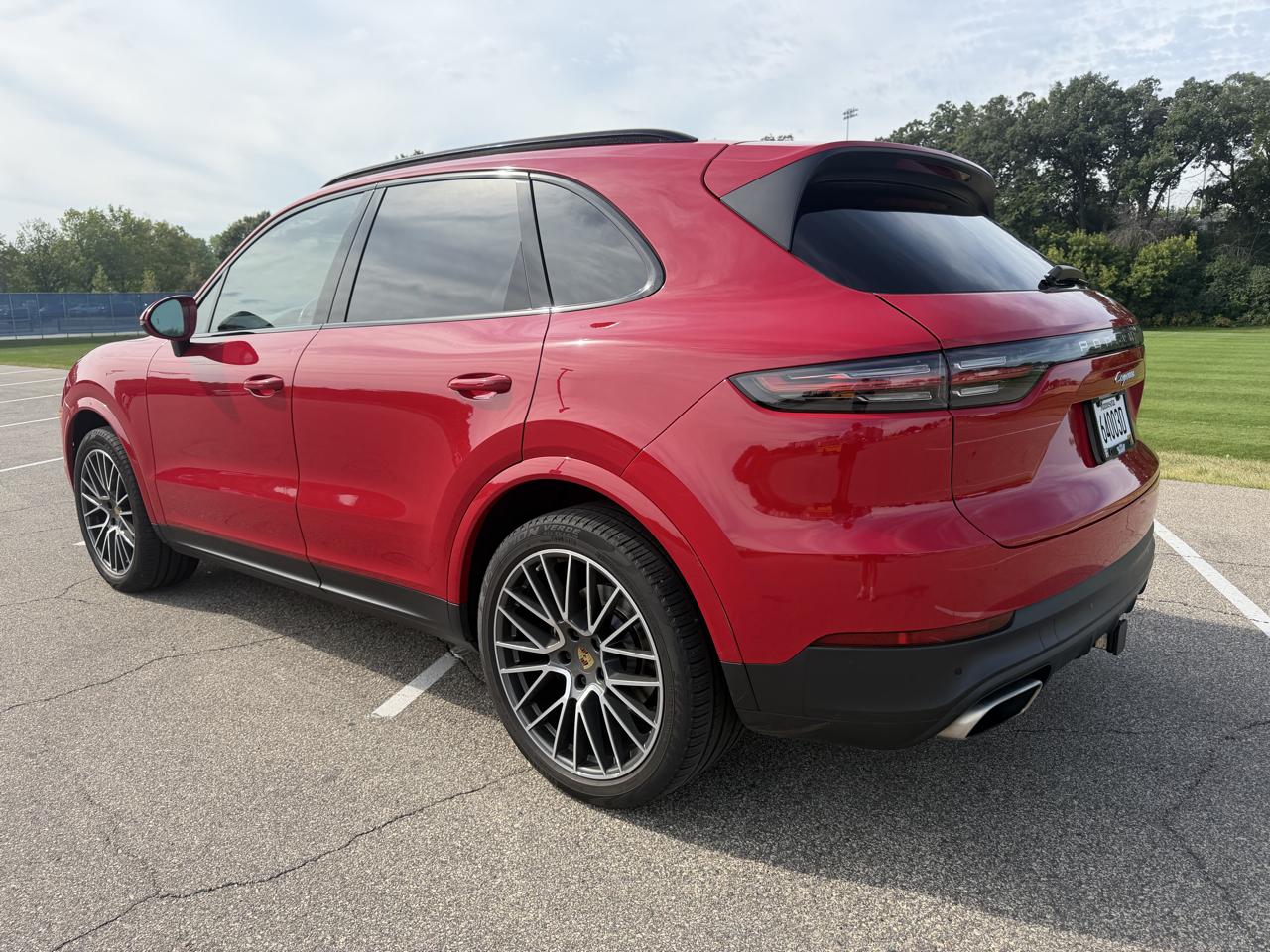 Porsche Cayenne Base 2021