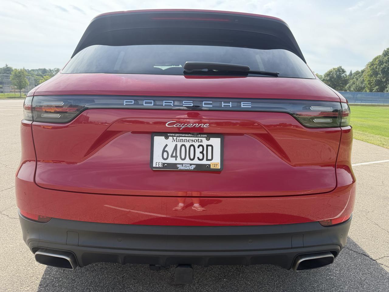 Porsche Cayenne Base 2021