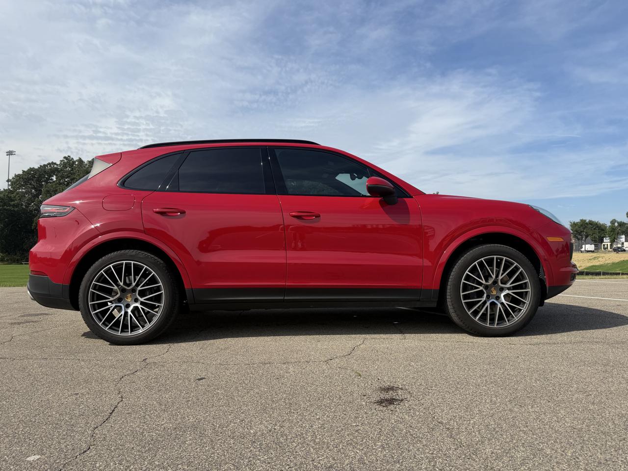 Porsche Cayenne Base 2021