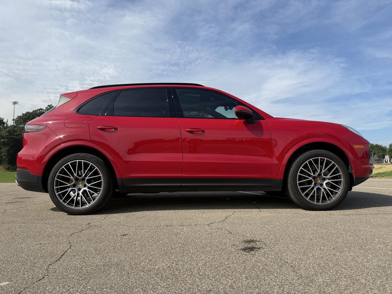 Porsche Cayenne Base 2021