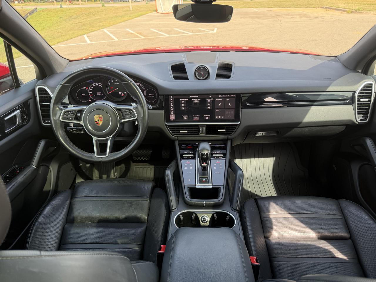 Porsche Cayenne Base 2021