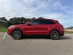 2021 Porsche Cayenne 