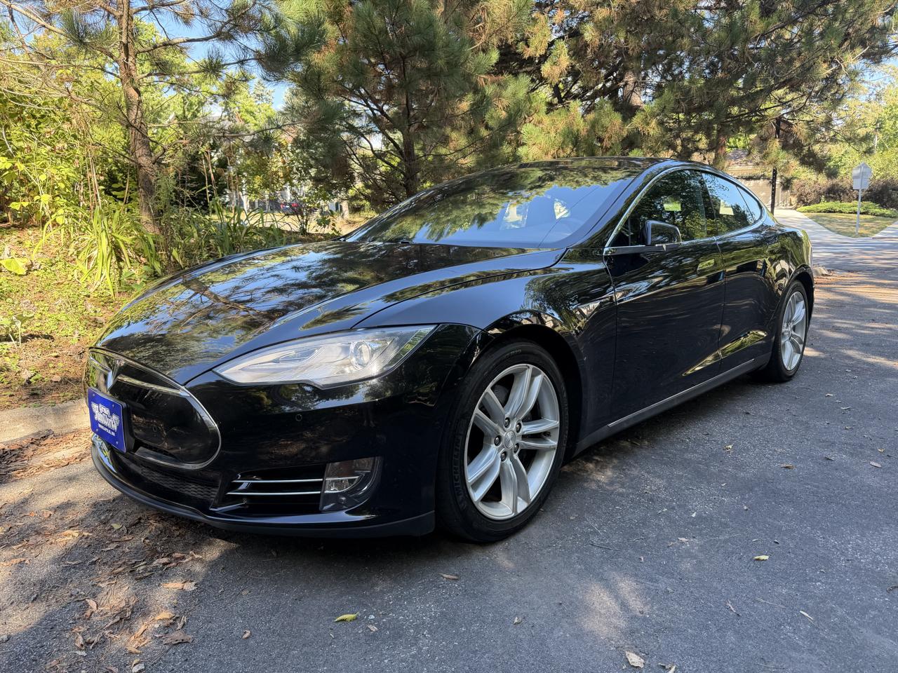 Tesla Model S 85D 2015
