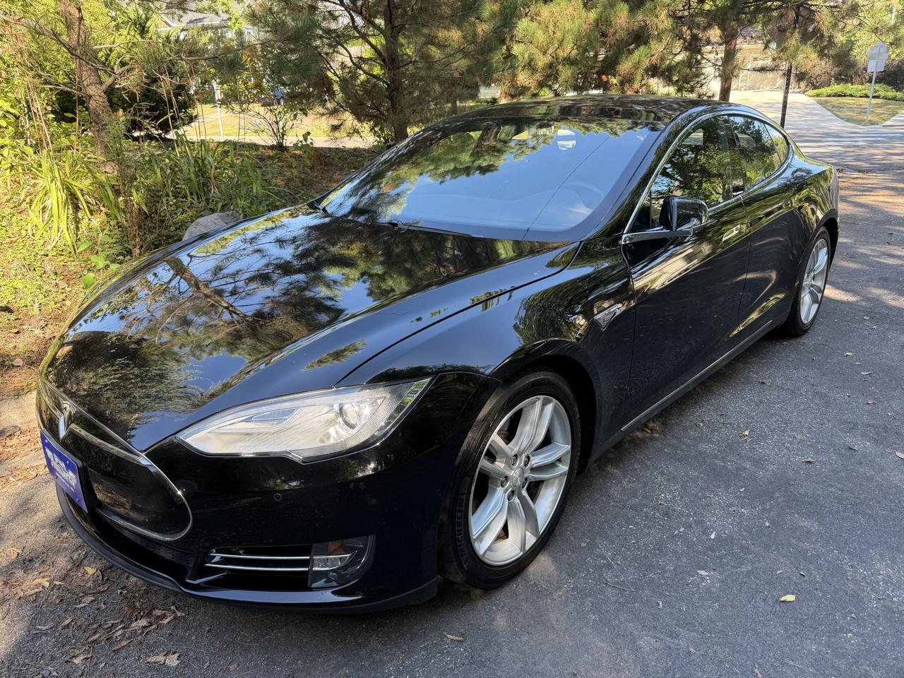 Tesla Model S 85D 2015
