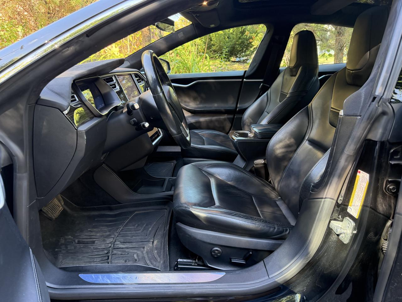 Tesla Model S 85D 2015