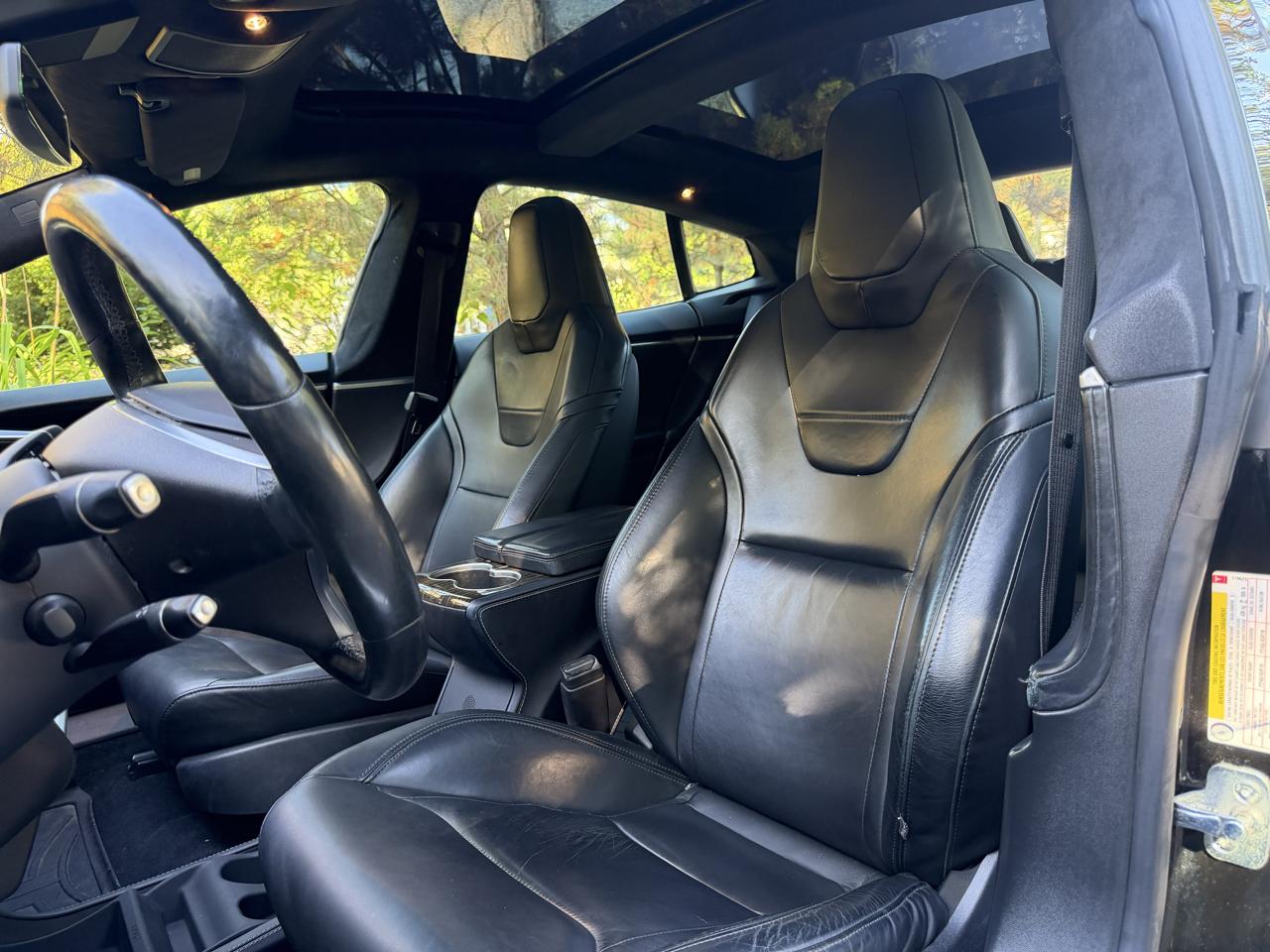 Tesla Model S 85D 2015