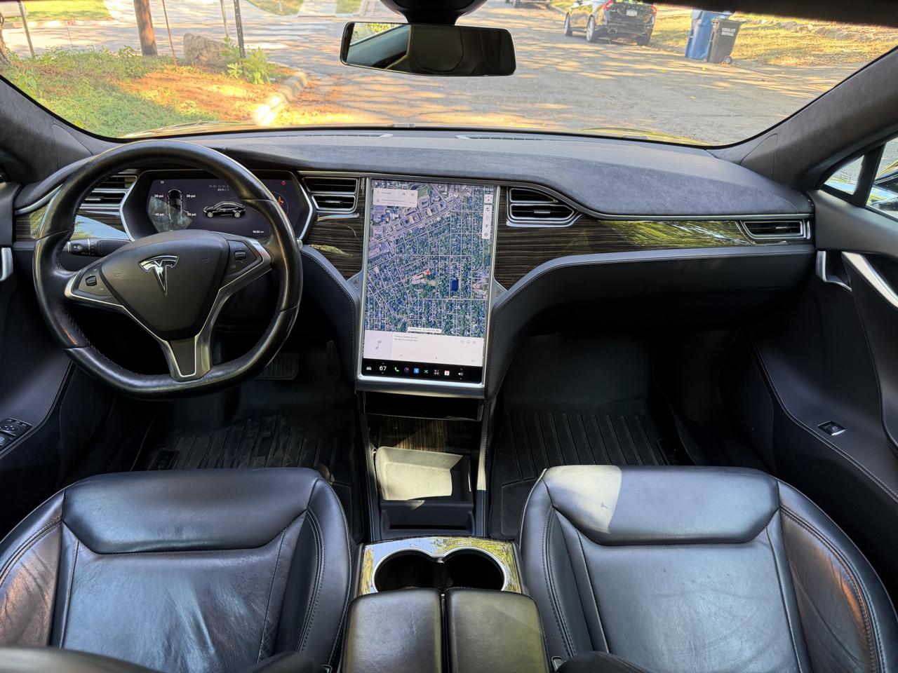 Tesla Model S 85D 2015