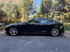 2015 Tesla Model S 