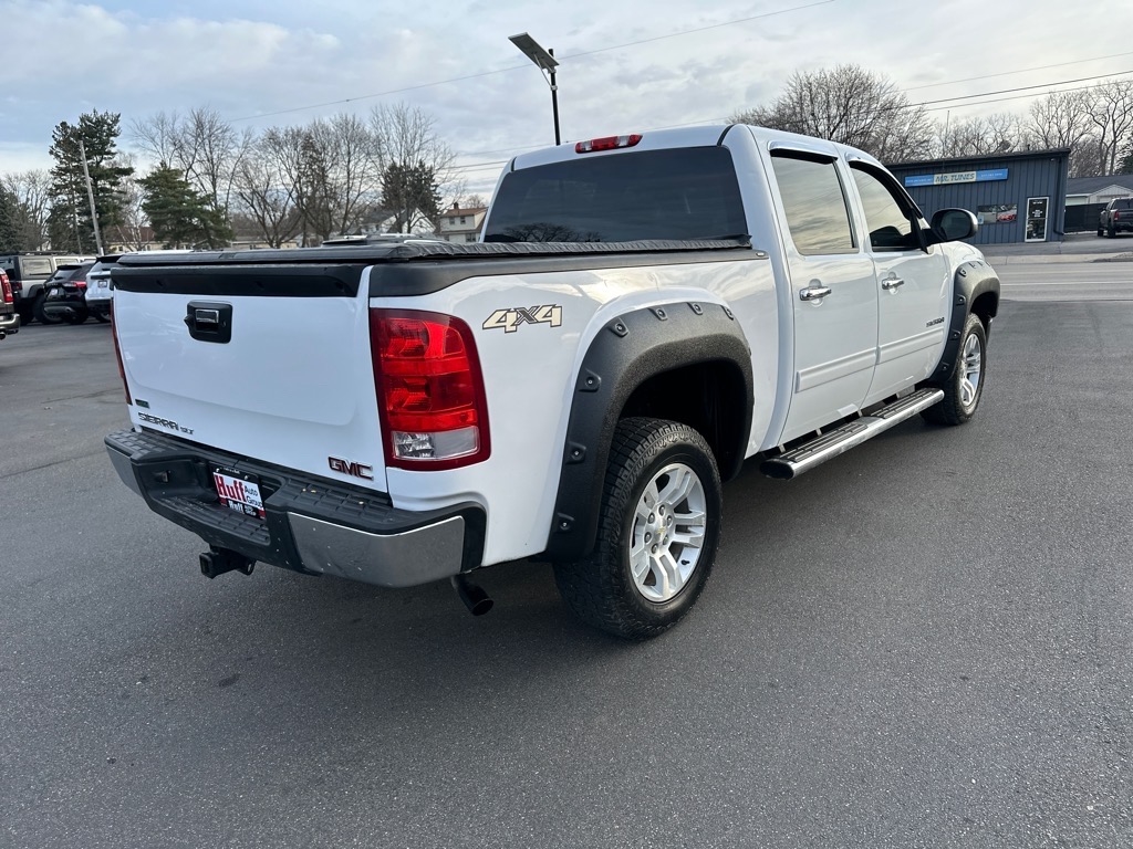 GMC Sierra 1500 SLT Crew Cab 4WD 2011