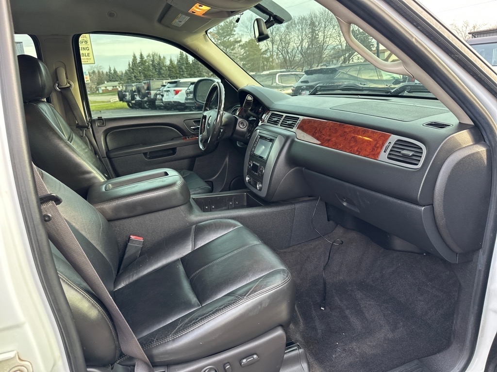 GMC Sierra 1500 SLT Crew Cab 4WD 2011