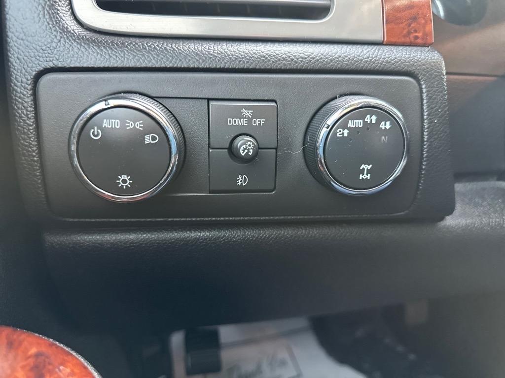 GMC Sierra 1500 SLT Crew Cab 4WD 2011