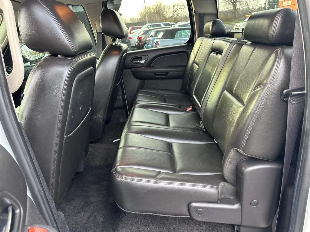 GMC Sierra 1500 SLT Crew Cab 4WD 2011