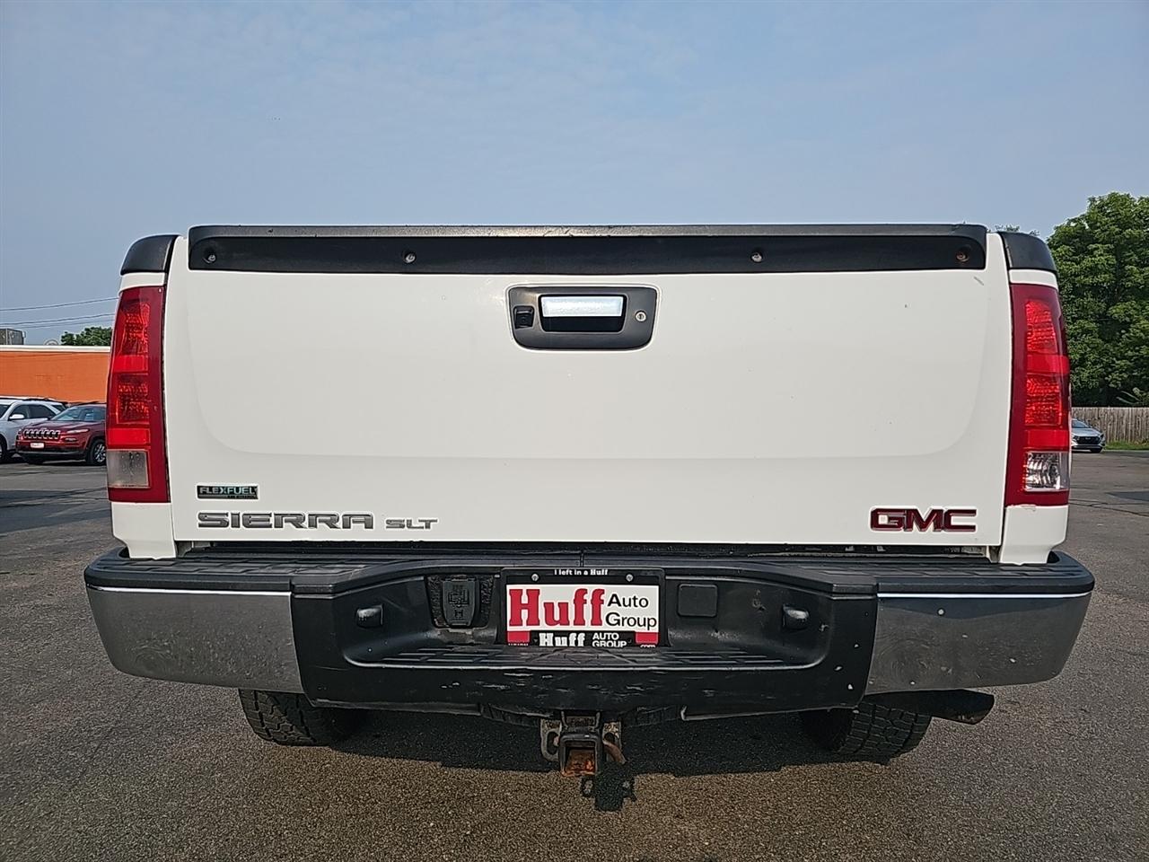 GMC Sierra 1500 SLT Crew Cab 4WD 2011