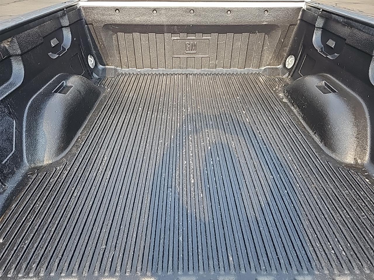 GMC Sierra 1500 SLT Crew Cab 4WD 2011