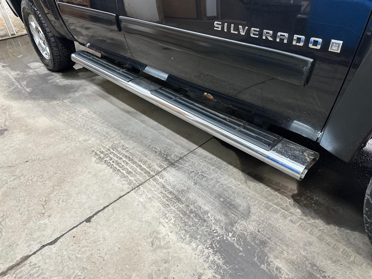 Chevrolet Silverado 1500 2WD Crew Cab 143.5" LT 2009