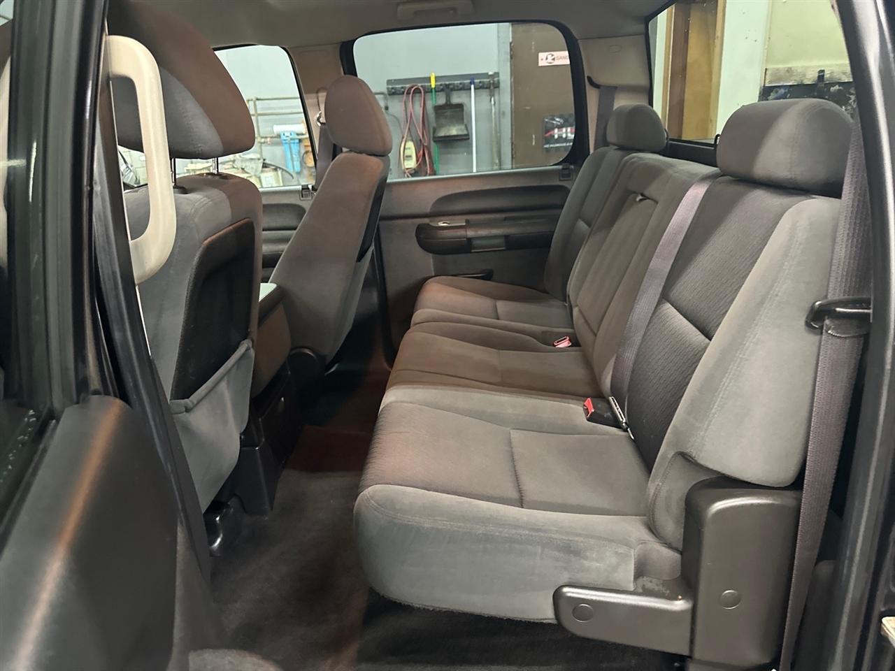 Chevrolet Silverado 1500 2WD Crew Cab 143.5" LT 2009