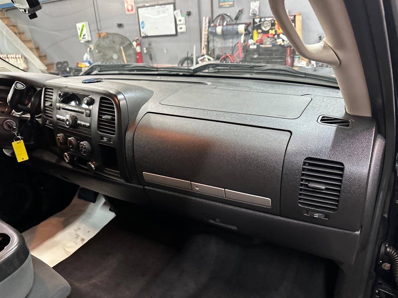 Chevrolet Silverado 1500 2WD Crew Cab 143.5" LT 2009