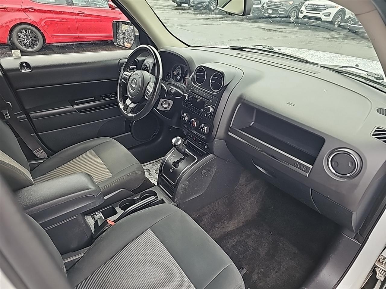 Jeep Patriot 4WD 4dr Latitude 2015