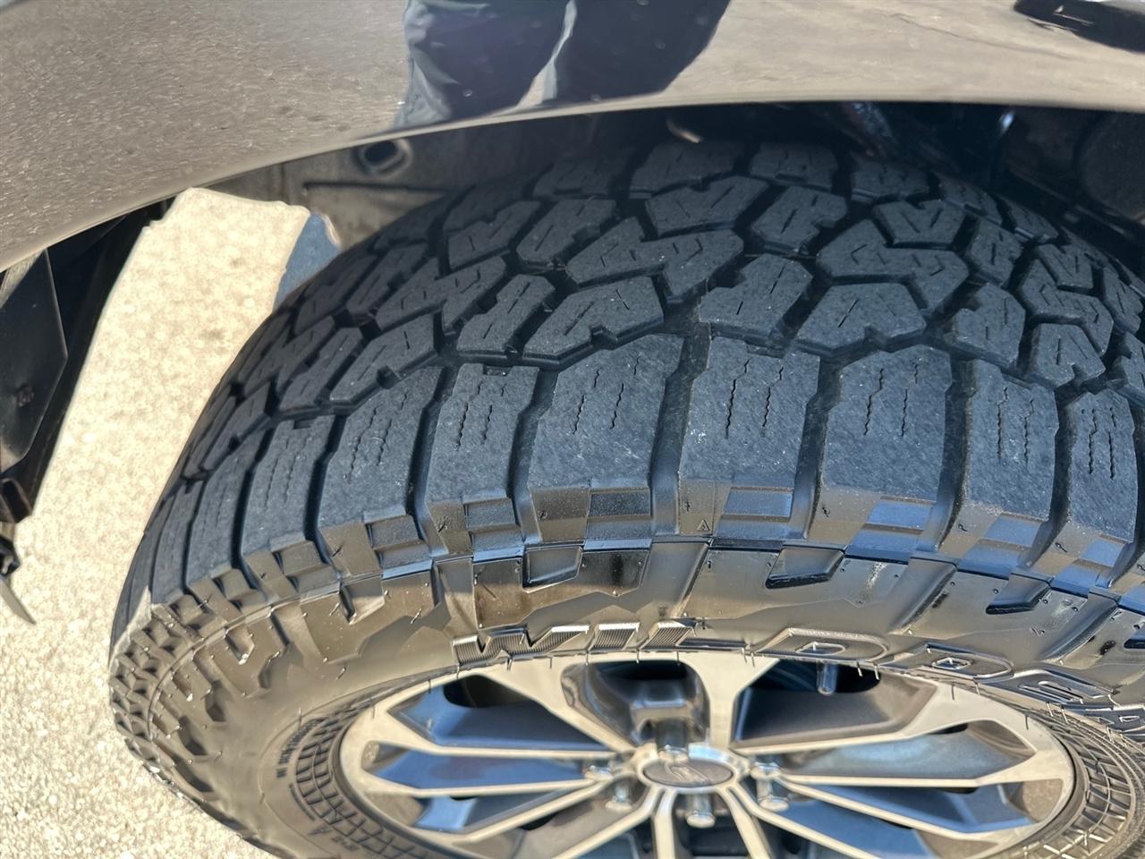 Ford F-150 Platinum 4WD SuperCrew 5.5' Box 2017