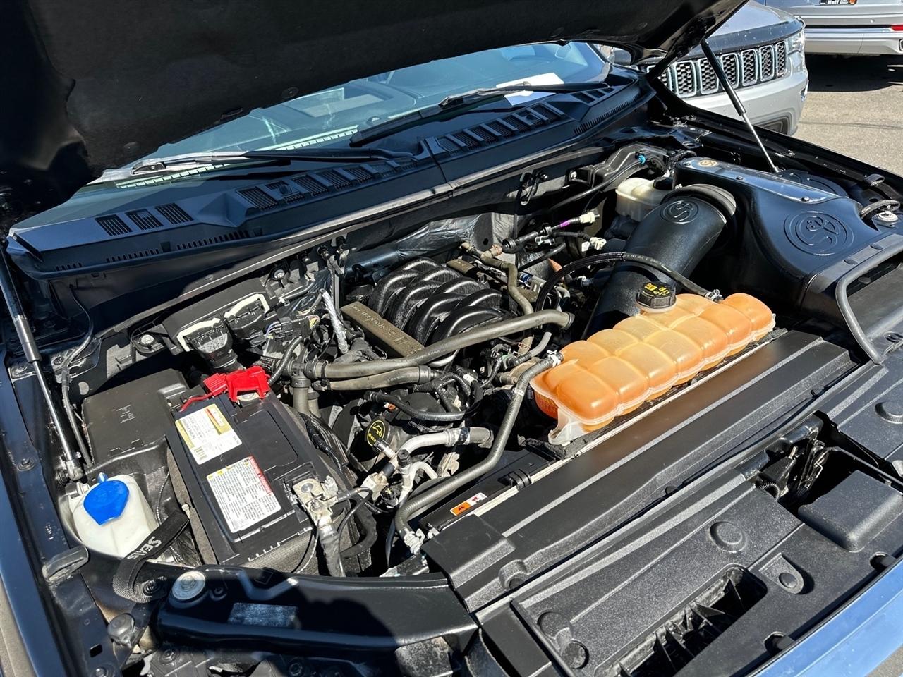 Ford F-150 Platinum 4WD SuperCrew 5.5' Box 2017
