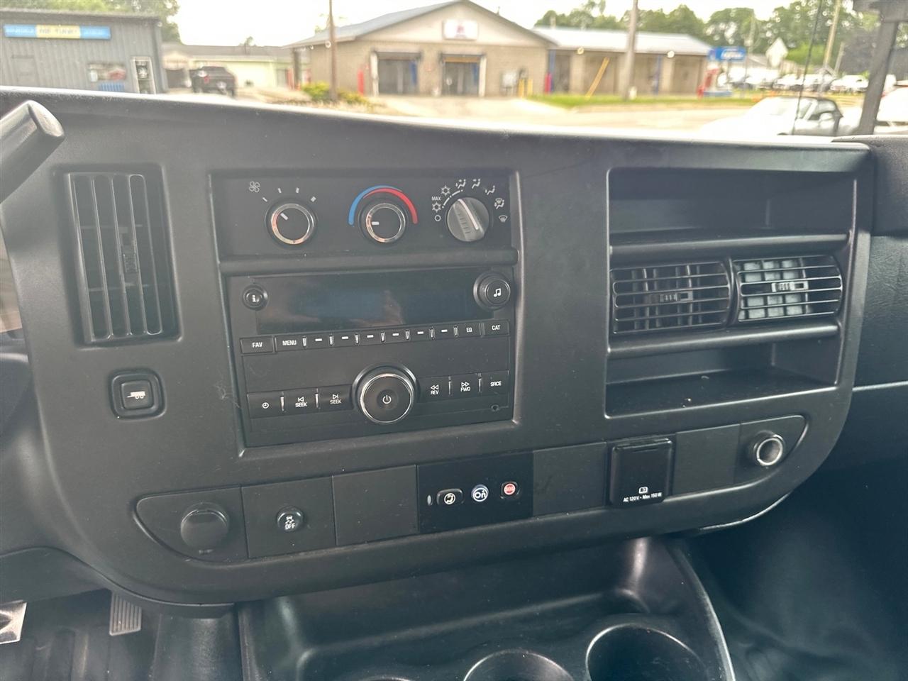 Chevrolet Express Cargo Van RWD 2500 155" 2017