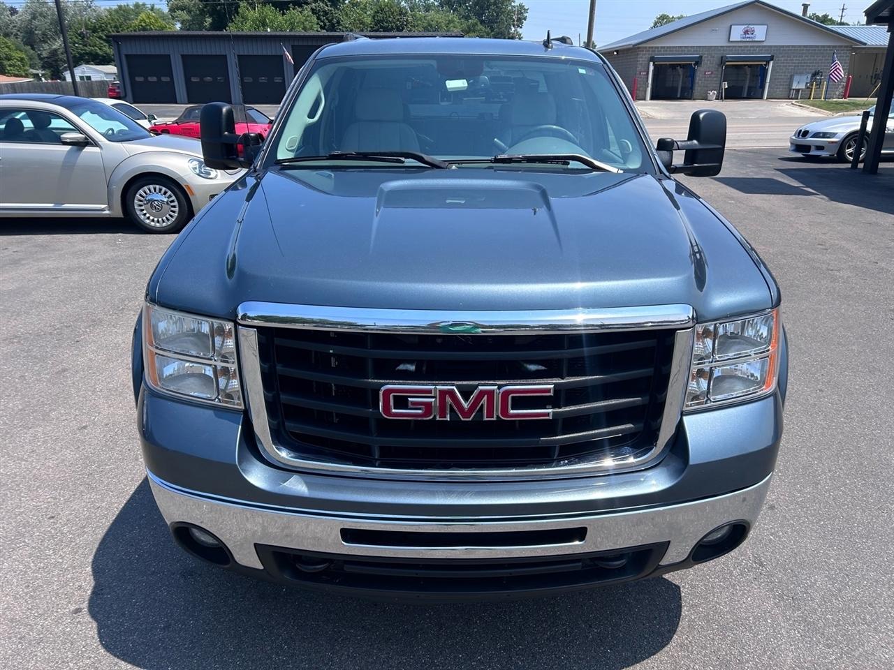 GMC Sierra 2500HD 4WD Crew Cab 153" SLT 2007