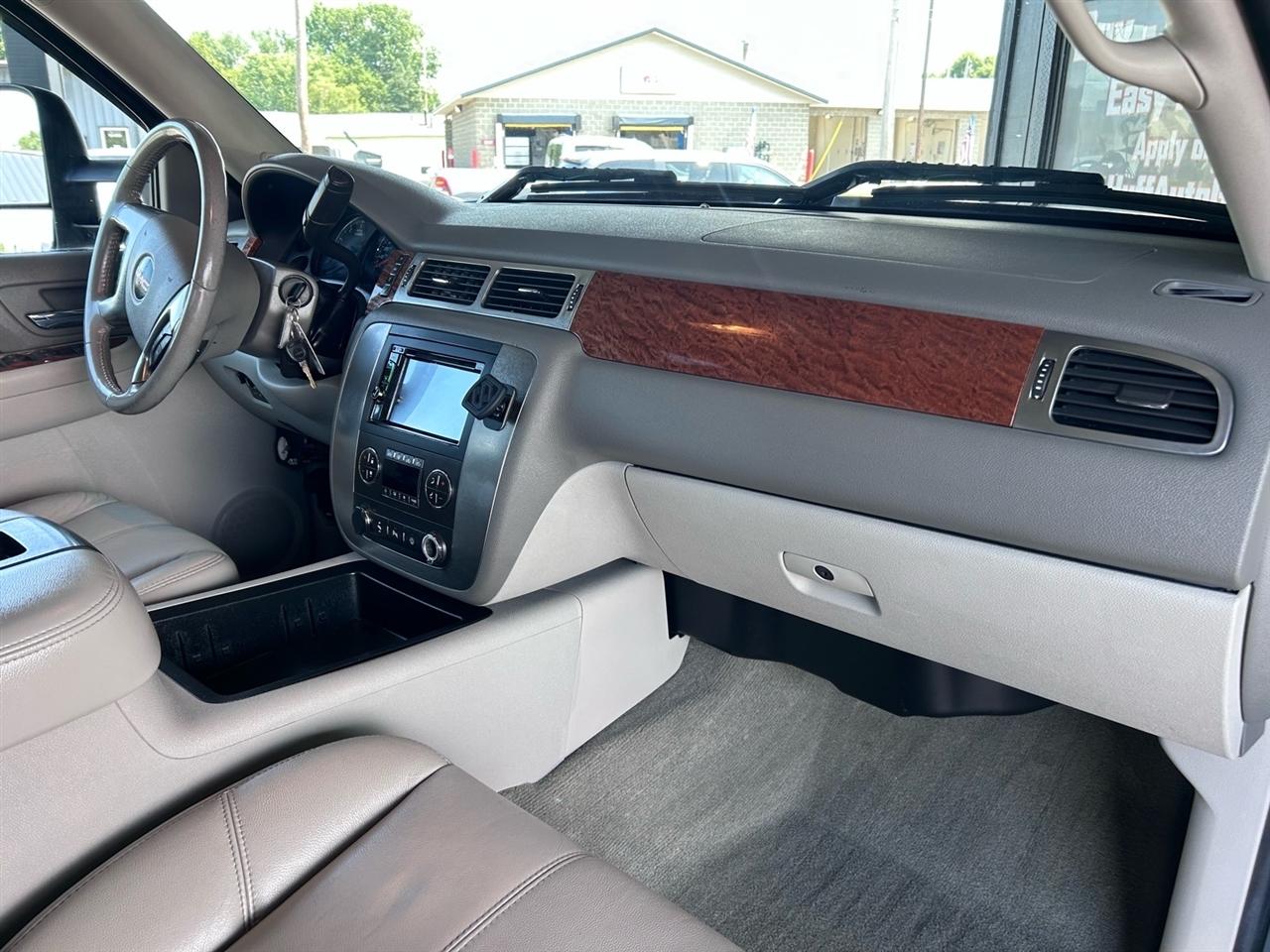 GMC Sierra 2500HD 4WD Crew Cab 153" SLT 2007