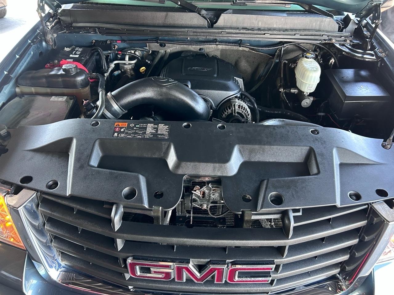 GMC Sierra 2500HD 4WD Crew Cab 153" SLT 2007