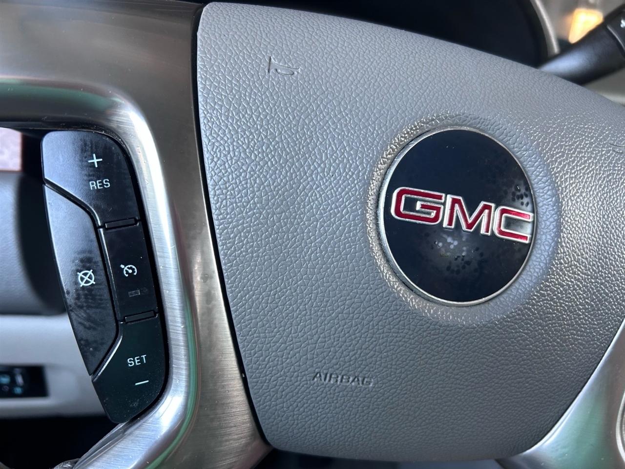 GMC Sierra 2500HD 4WD Crew Cab 153" SLT 2007