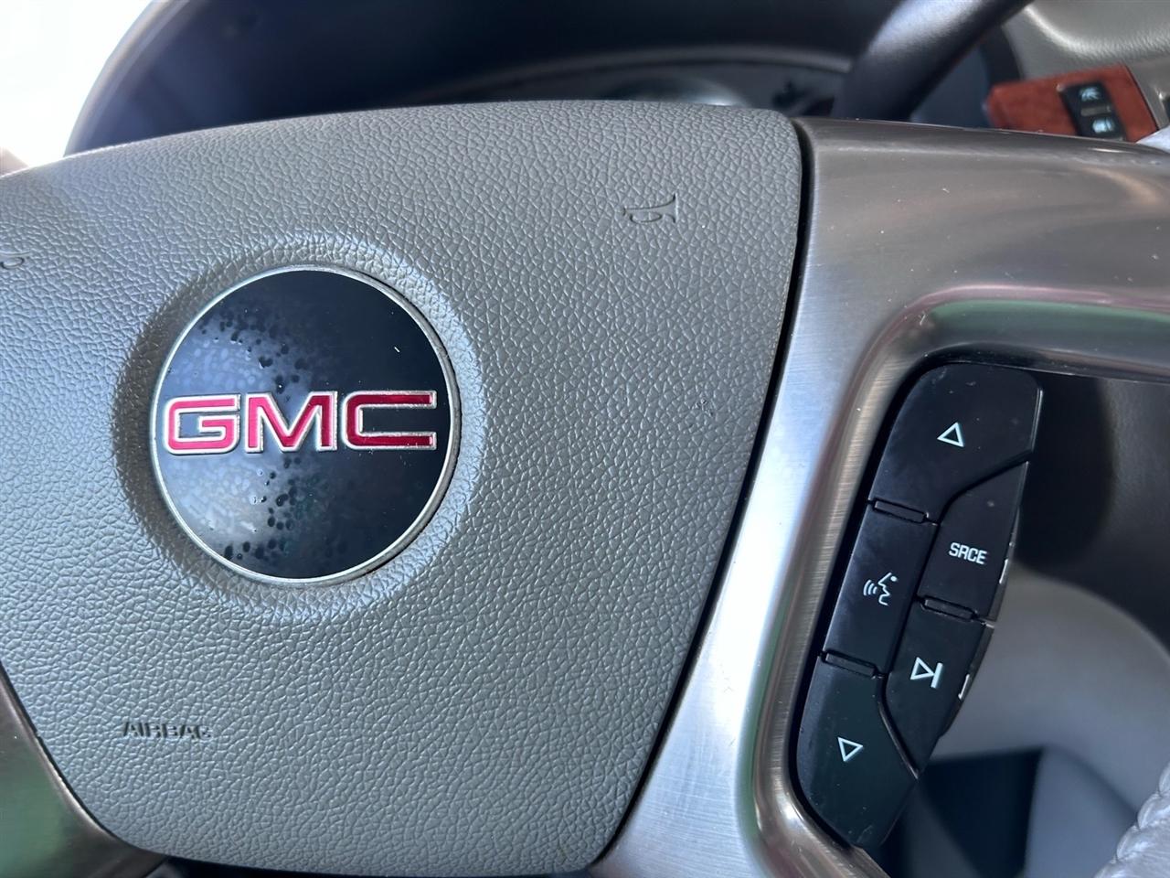 GMC Sierra 2500HD 4WD Crew Cab 153" SLT 2007