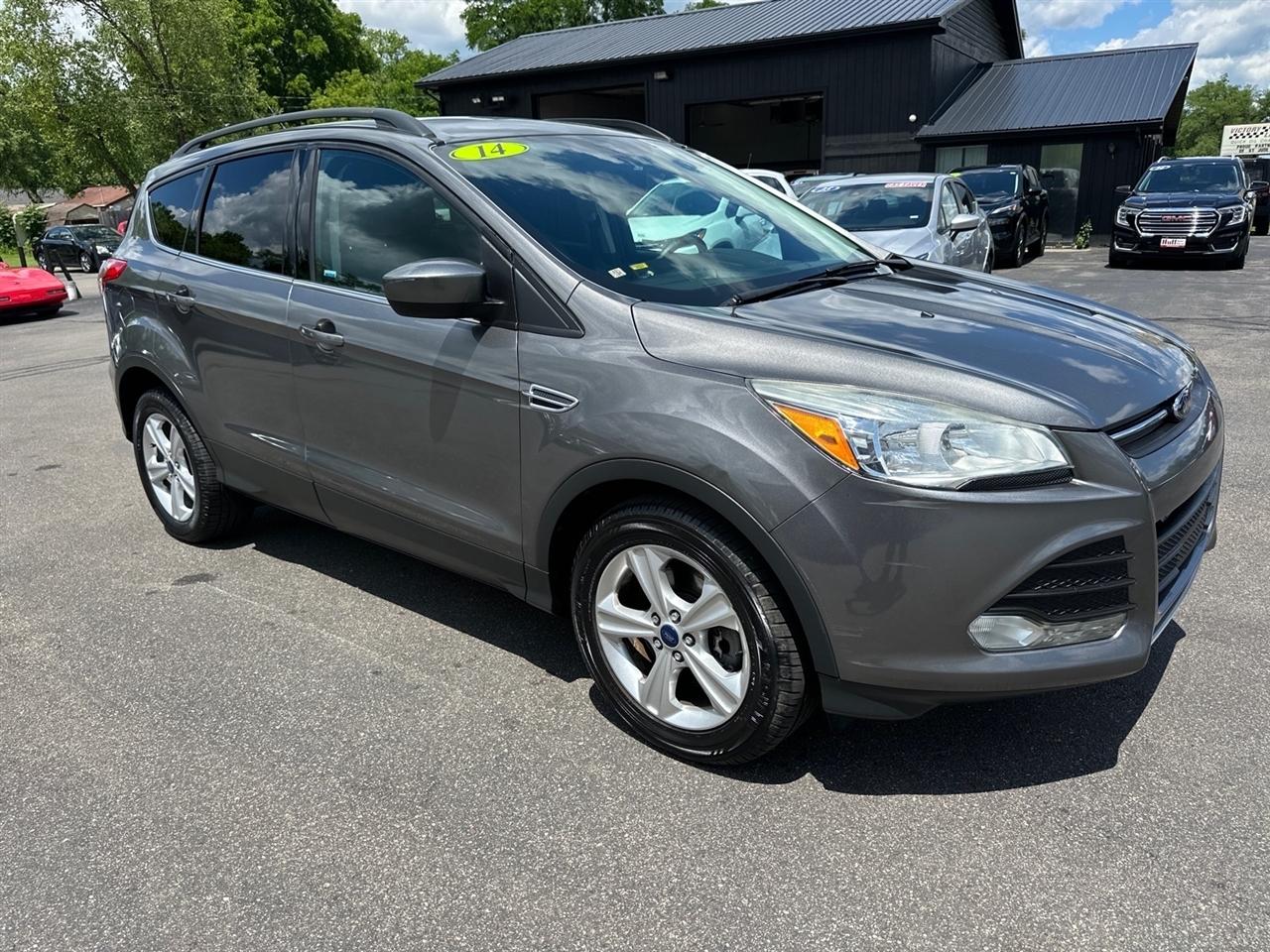 Ford Escape  2014